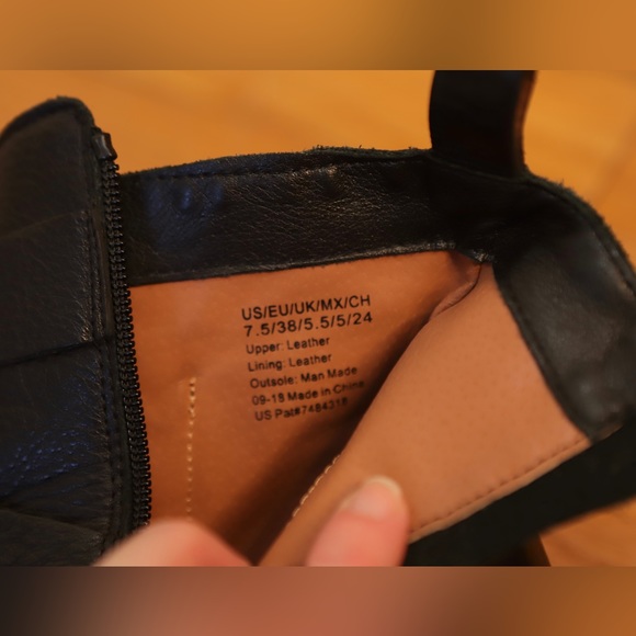 Gentle Souls by Kenneth Cole “Best of Moto” Black Leather Boot | Size 7.5M - Picture 8 of 13